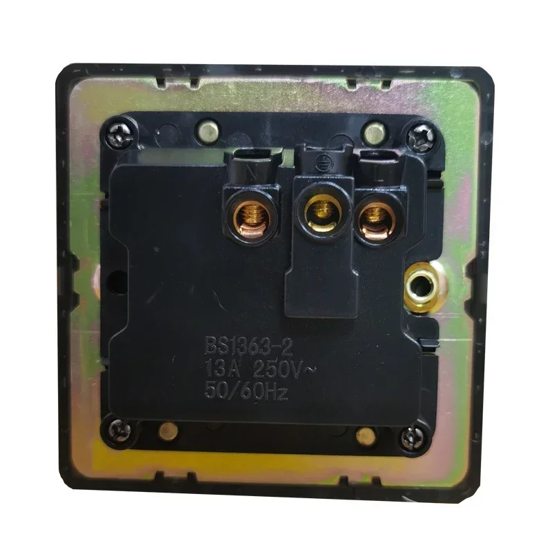 13A UK Socket Wall Push Button - Home Improvement Uk recensie en prijs