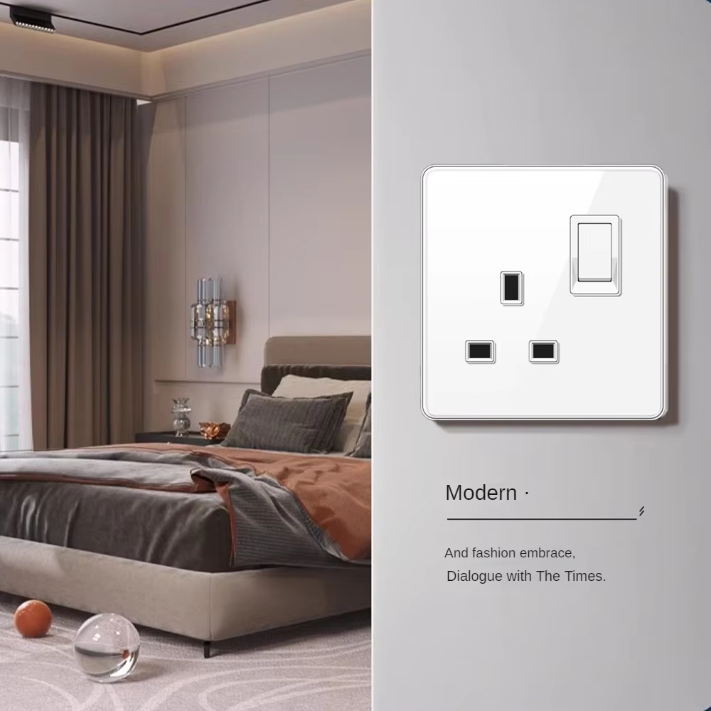 ELEGAN UK Socket White 16A/20A - Home Improvement Uk recensie en prijs